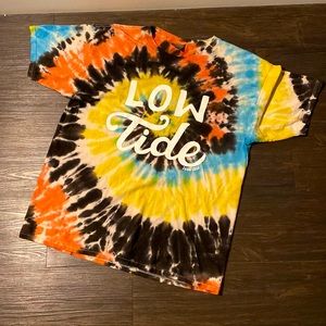 Dark seas tie dye tee